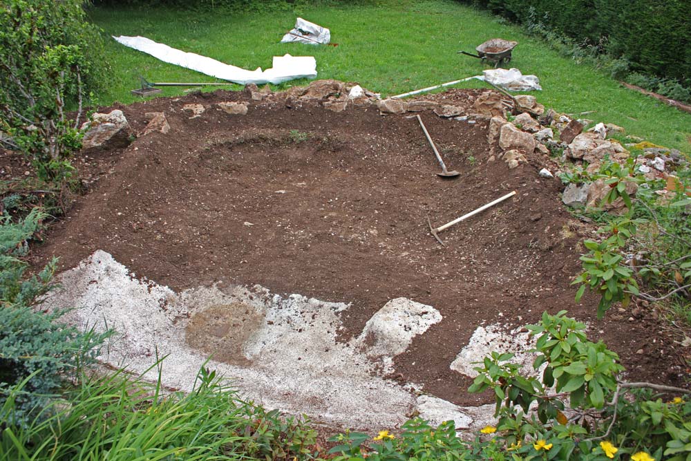 Terrassement lors de l'agrandissement de la mare