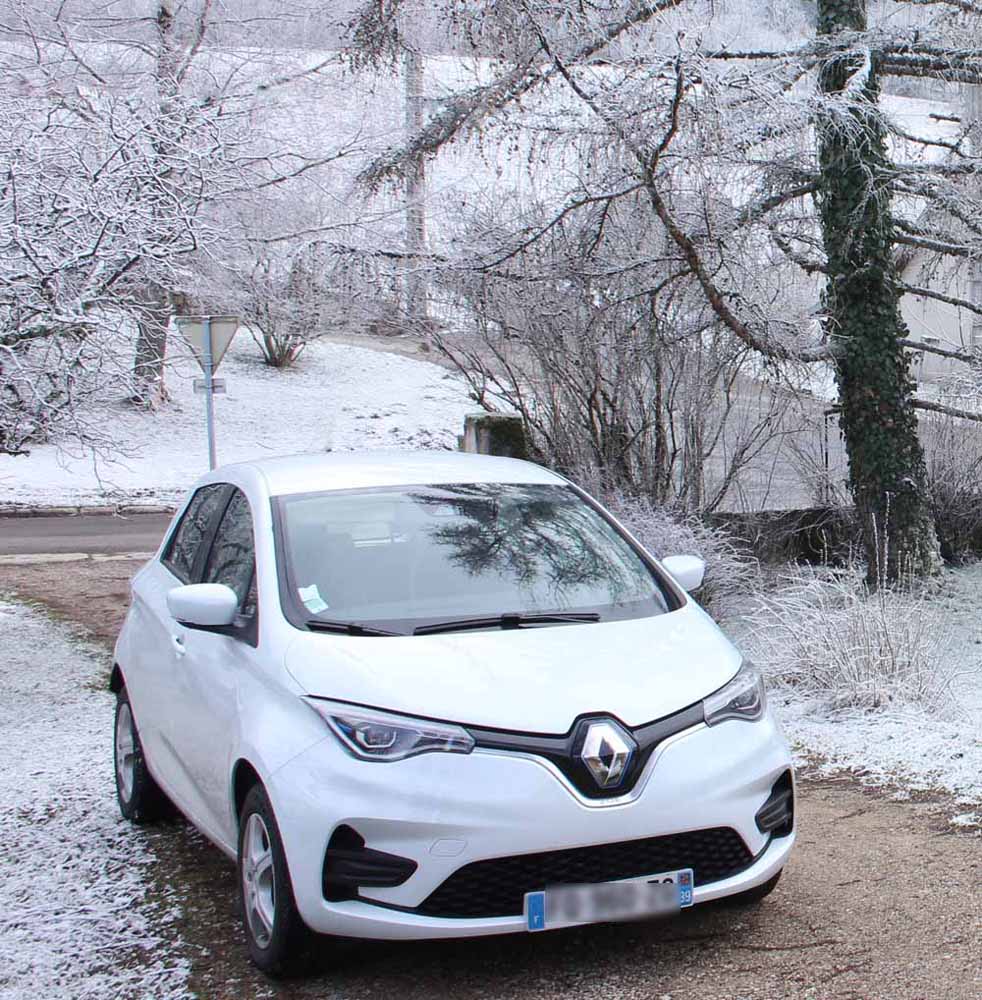 Voiture électrique Zoé<br>procédure pour recharge